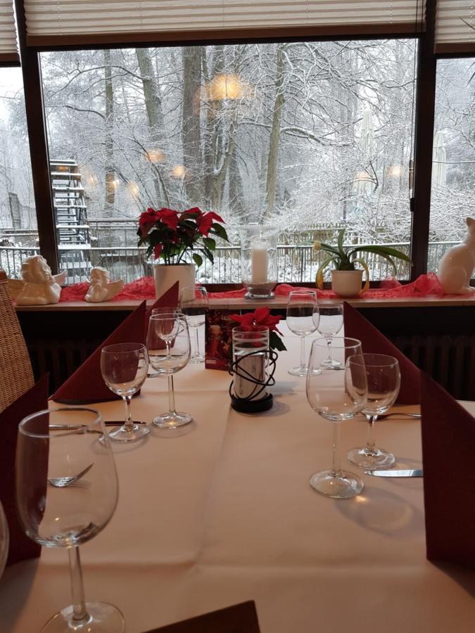 Hotel Und Weingut Karlsmuehle Mertesdorf Buitenkant foto