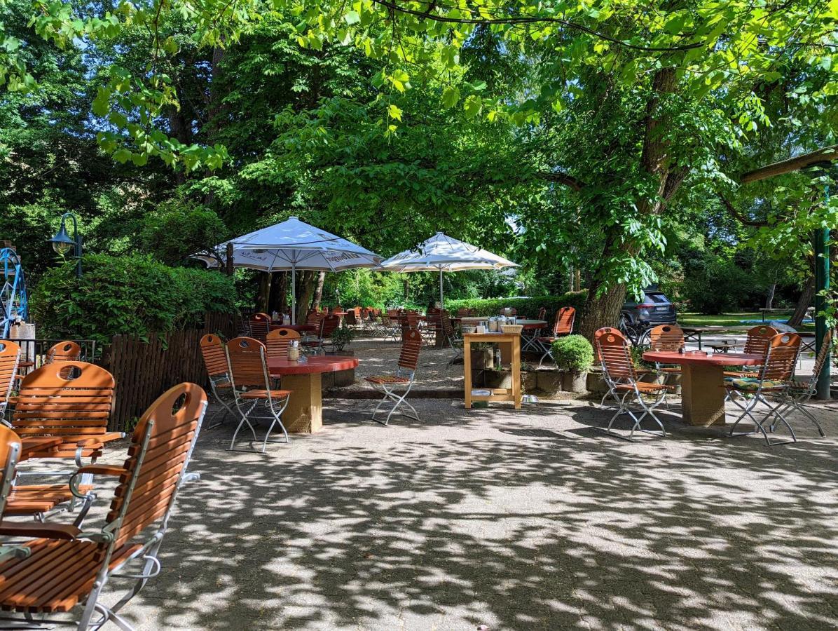Hotel Und Weingut Karlsmuehle Mertesdorf Buitenkant foto